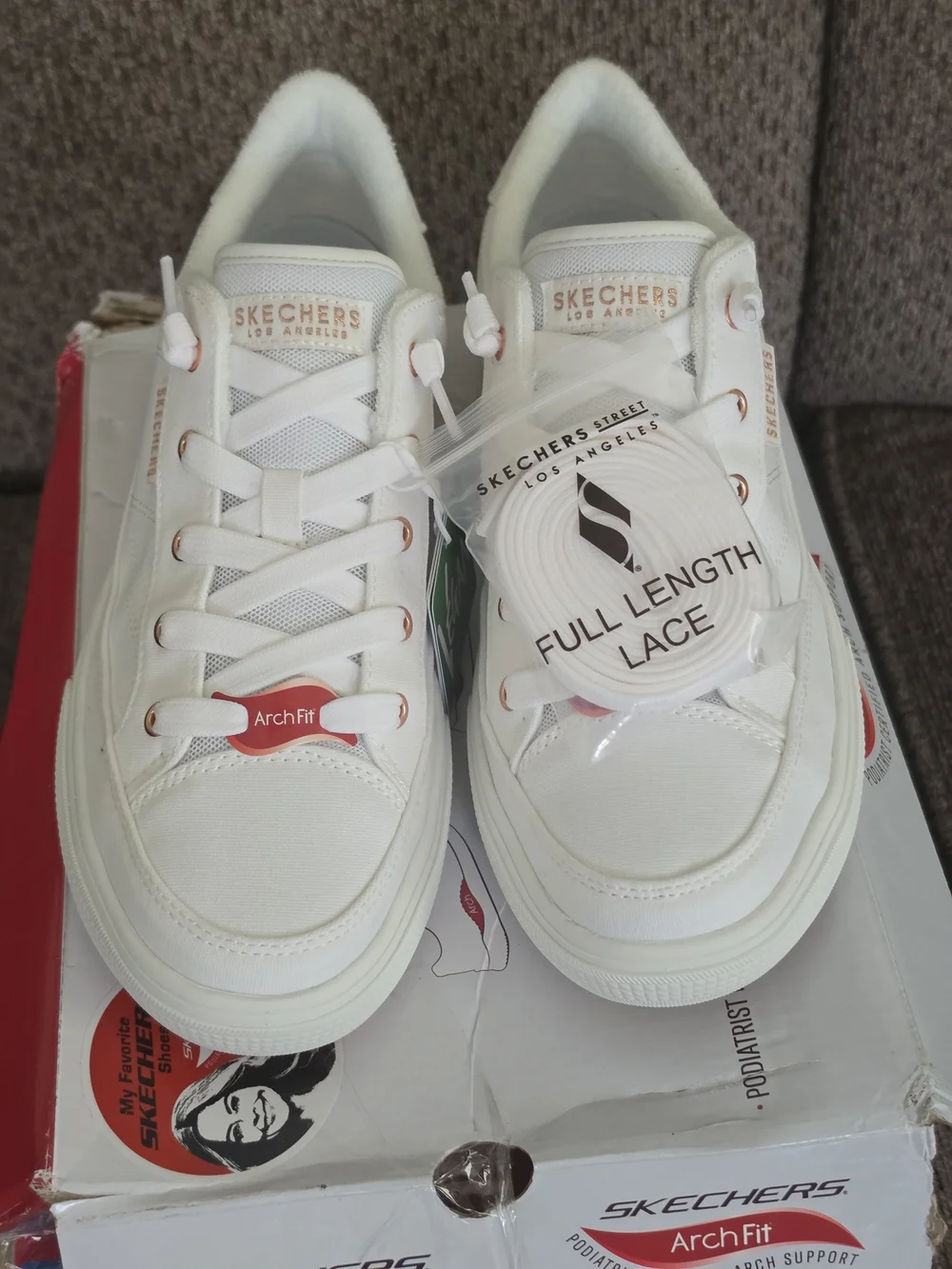 Skechers Street Arch Fit Arcade Meet Ya There White Sneakers Size 9.5